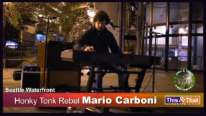 Mario-Carboni-Busking-at-Seattle's-Waterfront---2